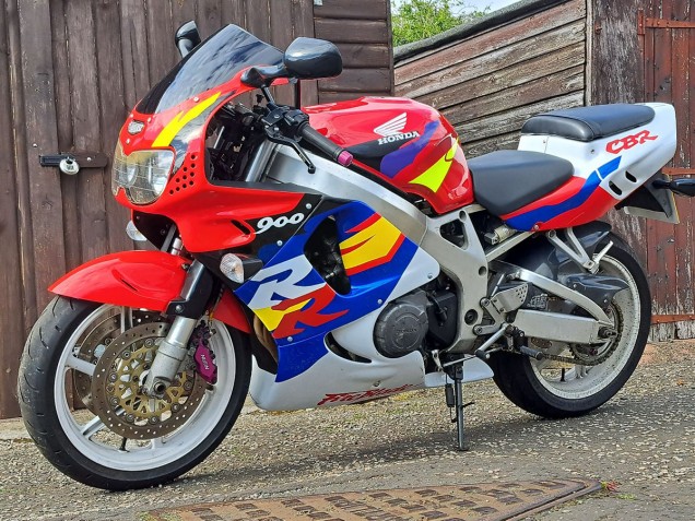 Purchase 1996-1997 Red White Yellow Honda CBR900RR 893 Replacement Motorcycle Fairings UK Purchase 1996-1997 Red White Yellow Honda CBR900RR 893 Replacement Motorcycle Fairings UK