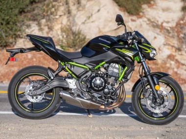Purchase 2020-2023 Black Yellow Kawasaki Ninja Z650 Motorcycle Fairings UK