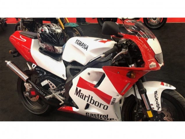 Purchase 1991-1994 Red White Marlboro Castrol Dunlop Yamaha TZR250 3XV Motorcycle Fairings UK Purchase 1991-1994 Red White Marlboro Castrol Dunlop Yamaha TZR250 3XV Motorcycle Fairings UK