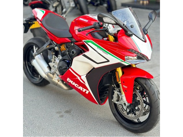 Purchase 2017-2022 White Red Ducati Supersport 939/939S Motorcycle Fairings UK Purchase 2017-2022 White Red Ducati Supersport 939/939S Motorcycle Fairings UK
