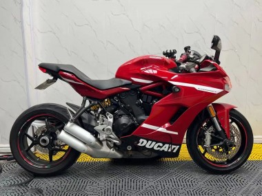 Purchase 2017-2022 Black White Red Ducati Supersport 939/939S Motorcycle Fairings UK
