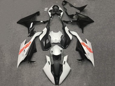 Purchase 2019-2022 White Black BMW S1000RR/M1000RR Motorcycle Fairings UK