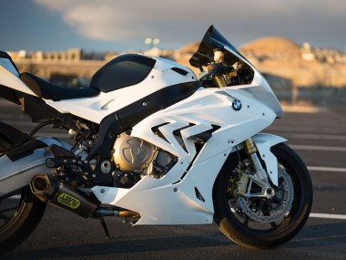 Purchase 2017-2018 Glossy White BMW S1000RR Motorcycle Fairings UK