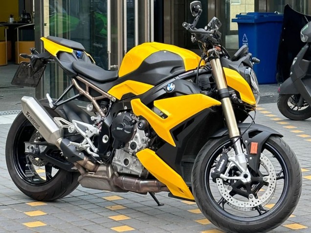 Purchase 2021-2025 Yellow BMW S1000R Motorcycle Fairings UK Purchase 2021-2025 Yellow BMW S1000R Motorcycle Fairings UK