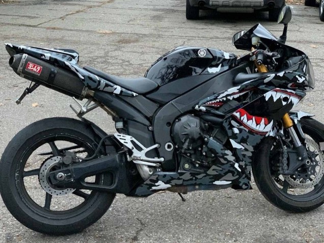 Purchase 2007-2008 Grey White Camouflage Shark Yamaha YZF 1000 R1 Motorcycle Fairings UK