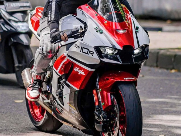 Purchase 2021-2025 White Red Black Kawasaki ZX10R Motorcycle Fairings UK
