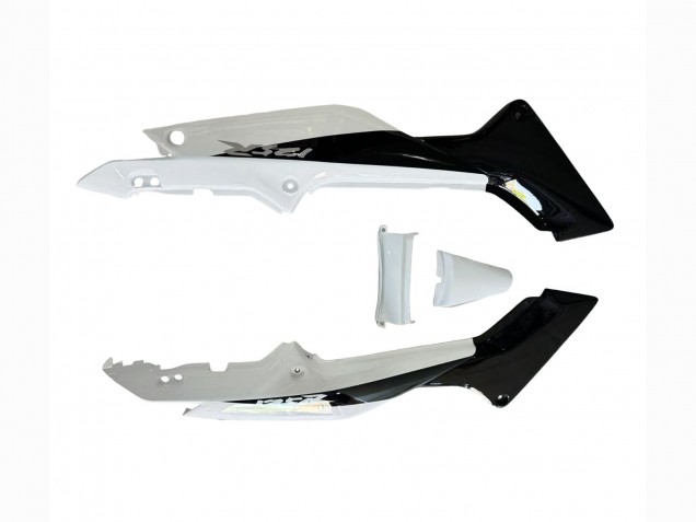 Purchase 2002-2006 Black White Honda CBR125R Motorcycle Fairings UK Purchase 2002-2006 Black White Honda CBR125R Motorcycle Fairings UK