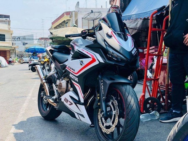 Purchase 2016-2018 White Red Black Honda CBR500R Motorcycle Fairings UK Purchase 2016-2018 White Red Black Honda CBR500R Motorcycle Fairings UK