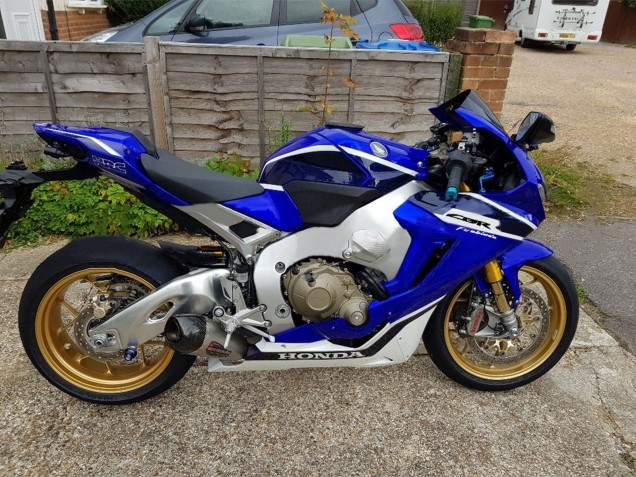 Purchase 2017-2023 White Blue Honda CBR1000RR Motorcycle Fairings UK