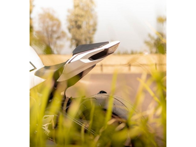 Purchase 2017-2023 White with Black Stripe Fireblade Honda CBR1000RR Motorcycle Fairings UK