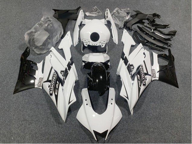 Purchase 2022-2024 White Black Yamaha YZF R3/R25 Motorcycle Fairings UK Purchase 2022-2024 White Black Yamaha YZF R3/R25 Motorcycle Fairings UK
