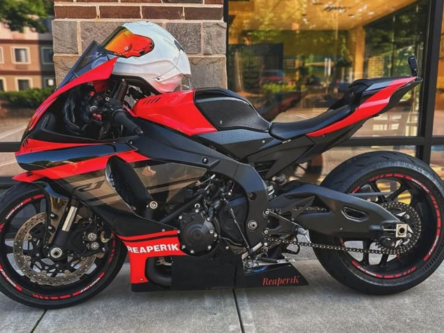 Purchase 2015-2019 Red Black Silver Yamaha YZF 1000 R1 Motorcycle Fairings UK