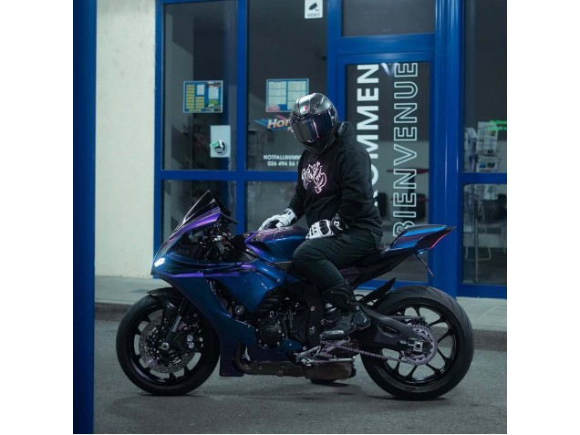 Purchase 2020-2025 Gradient Blue Purple Yamaha YZF 1000 R1 Motorcycle Fairings UK Purchase 2020-2025 Gradient Blue Purple Yamaha YZF 1000 R1 Motorcycle Fairings UK