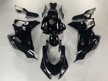 Purchase 2017-2023 Glossy Black Yamaha YZF 600 R6 Motorcycle Fairings UK