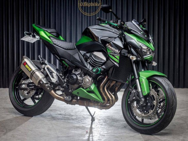 Purchase 2013-2018 Green Glossy Black Kawasaki Z800 Motorcycle Fairings UK