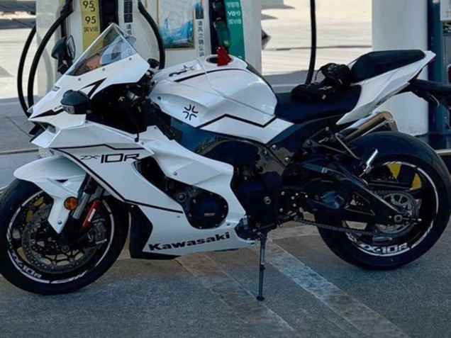 Purchase 2021-2025 White Black Stripe Kawasaki ZX10R Motorcycle Fairings UK