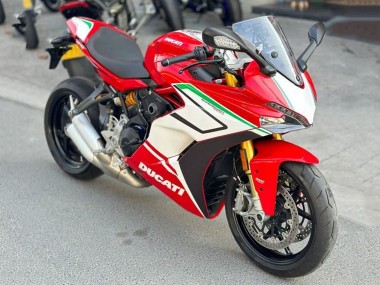 Purchase 2017-2022 Red White Green Stripe Ducati Supersport 939/939S Motorcycle Fairings UK