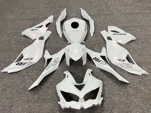 Purchase 2019-2025 Pearl White Black Kawasaki ZX4R ZX-4RR Motorcycle Fairings UK