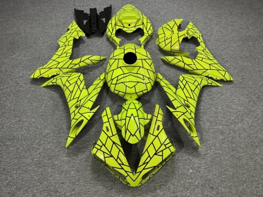 Purchase 2004-2006 Glossy High Vis Yellow Black Pattern Yamaha R1 Motorcycle Fairings UK