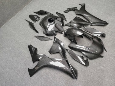 Purchase 2020-2025 Glossy Carbon Fiber Style Yamaha R1 Motorcycle Fairings UK