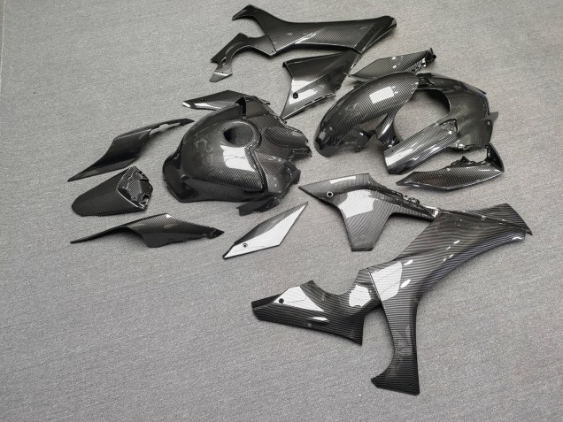 Purchase 2020-2025 Glossy Carbon Fiber Style Yamaha R1 Motorcycle Fairings UK