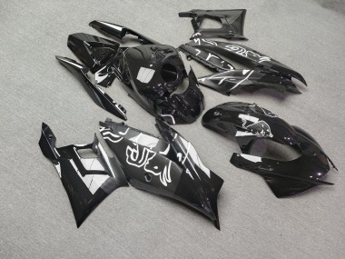 Purchase 2019-2021 Glossy Black with Carbon Fiber Style Bull Yamaha R3/R25 Motorcycle Fairings UK