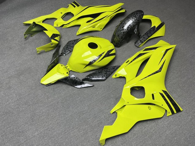 Purchase 2017-2025 Glossy Yellow with Forged Carbon Fiber Style Yamaha R6 Motorcycle Fairings UK