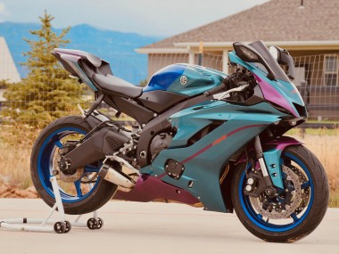 Purchase 2017-2025 Glossy Metallic Green Yamaha R6 Motorcycle Fairings UK