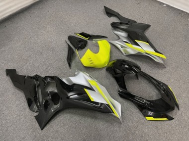 Purchase 2017-2025 Glossy Black Yellow Yamaha R6 Motorcycle Fairings UK