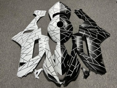 Purchase 2007-2008 Matte Black White Split Line Pattern Kawasaki ZX6R Motorcycle Fairings UK