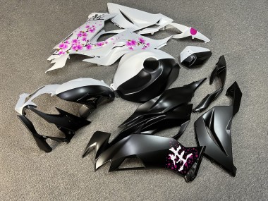 Purchase 2019-2022 Matte Black White with Pink Cherry Blossom Split Kawasaki ZX6R Motorcycle Fairings UK