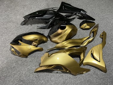 Purchase 2023-2026 Glossy Black Gold Split Kawasaki ZX6R Motorcycle Fairings UK
