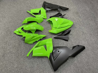 Purchase 2004-2005 Glossy Green Matte Black Kawasaki ZX10R Motorcycle Fairings UK