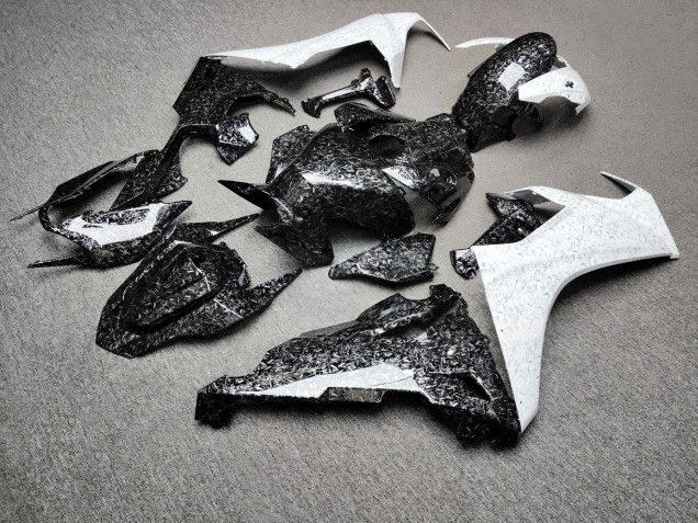 Purchase 2017-2024 Glossy Black White Forged Carbon Fiber Style Honda CBR1000RR Motorcycle Fairings UK