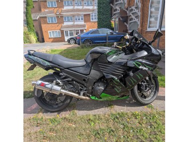 Purchase 2006-2011 Glossy Black Green Flame Kawasaki ZX14R ZZR1400 Motorcycle Fairings UK